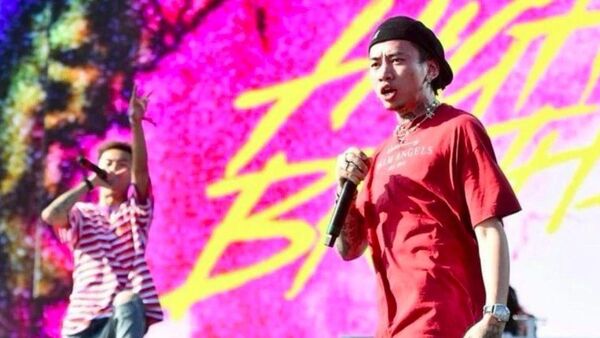 BBC为何公然抨击中国嘻哈文化?原来作者是港毒废青……