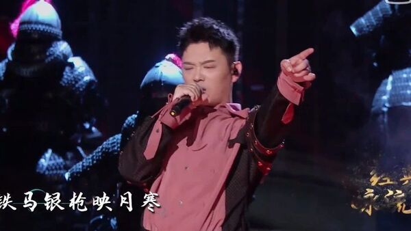 网友：你搁这喊麦呢？董宝石：你搁这放屁呢？