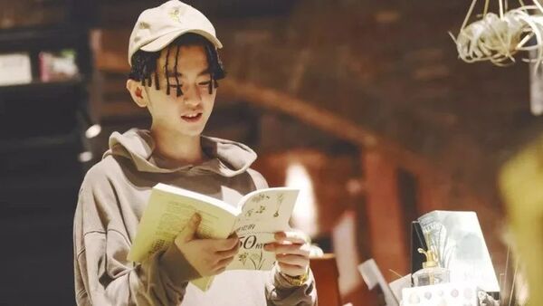 他是豆瓣时代粉丝最多的rapper，人气曾力压Jony J 满舒克 幼杀，如今为何销声匿迹？