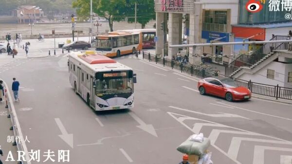 有的rapper一周出一首,有的一年出一首