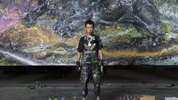 这个90后把国画和涂鸦玩出了惊艳世界的效果