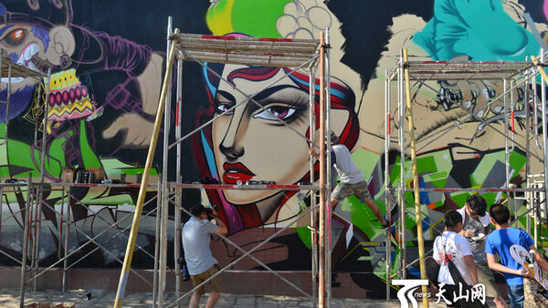 新疆：“丝涂之路”克拉玛依国际涂鸦大赛开赛