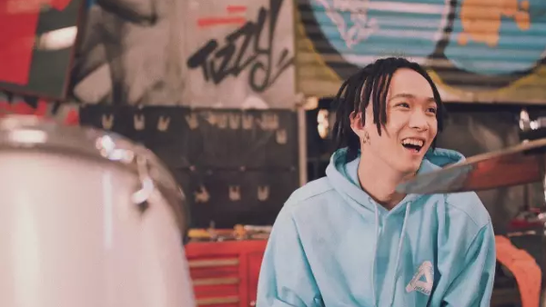 中国有嘻哈TT 年轻且优秀，颓废且积极 Tizzy T