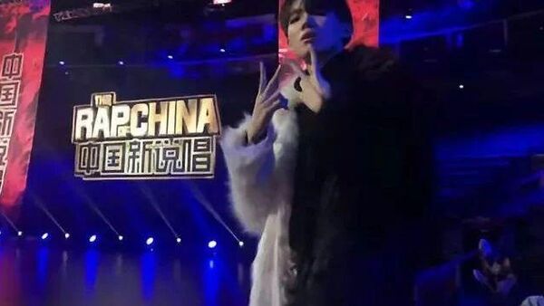 王浩轩：给我1000个亿，我也不会放弃我的idol梦！