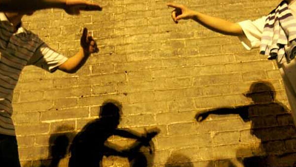 超级带感：美国警察巡逻车内HipHop爆红