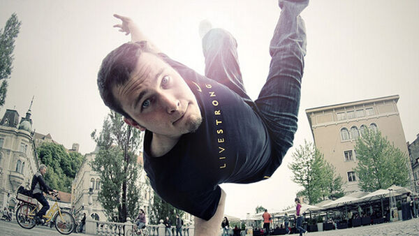 【Breaing教学】Bboy Storm(Euro Style Footwork代表人物) footwork教学中文字幕