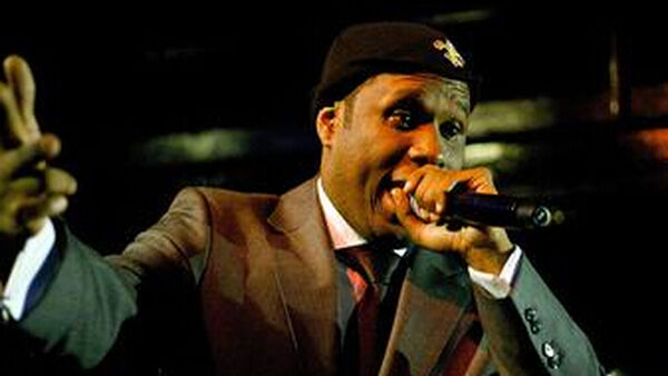 双Jay同台演出布鲁林克嘻哈音乐节