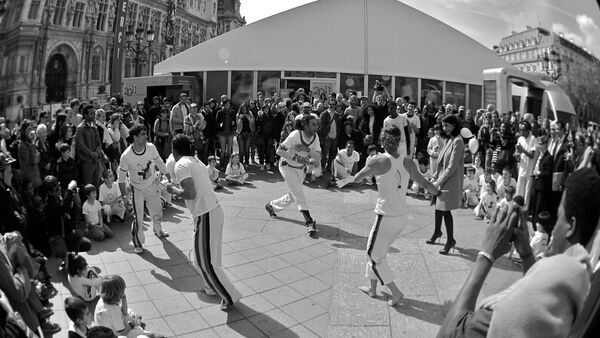 中国街舞为什么发展慢？