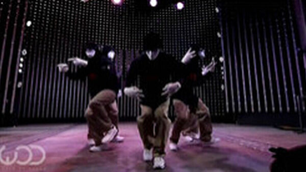 Jabbawockeez – WOD Citywalk 2014
