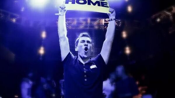 Hardwell连续两年百大DJ NO.1，功力根本不是盖的！！