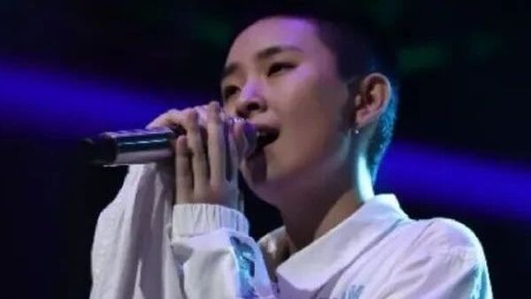 望江晴 她是我见过最全面的女rapper，一个人就是一个团队