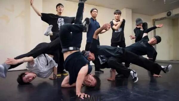他们曾被质疑不是BBOY,而他们的舞蹈却让无数BBOY为之折服!