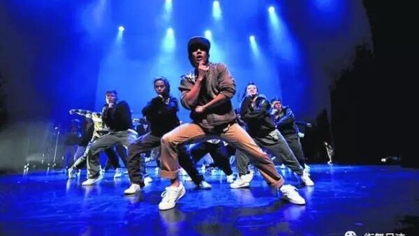 街舞舞者的灵感从哪里获得?