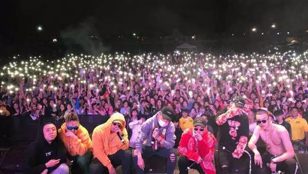 红花会与摩登天空解约背后:嘻哈音乐产业的"商业化"