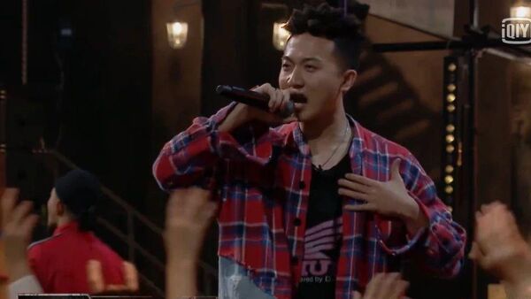 SeanT肖恩恩 这个北京男孩儿一个人撑起了整个场子