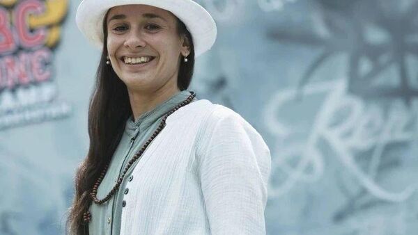 Bgirl Nadia:与优秀的人在一起你才会变优秀