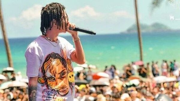 孩子王DrakSun诈捐将100块P成1.8W，被发现后在粉丝群解释说本来想P成18W