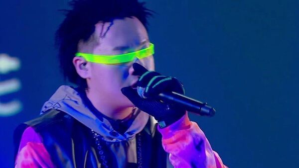 吴亦凡凭什么说雾都是国内最新最前卫的？