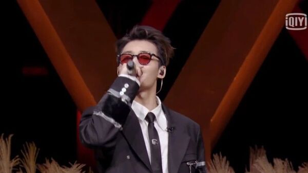 夺冠热门李大奔遗憾淘汰，潘帅泪洒现场，他会上演复活夺冠的戏码么？