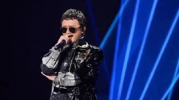 那吾克热什么时候才会亲自回复深蓝儿童?