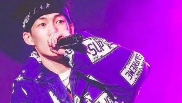 贝贝把verse卖给快手网红方丈很掉价吗?