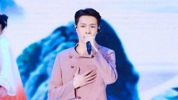 听了张艺兴和易烊千玺的说唱，我尴尬癌都要犯了