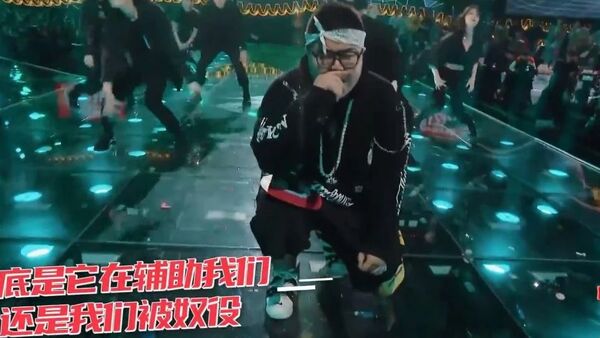 严敏问了每位选手,rapper的创作需不需要有社会责任感