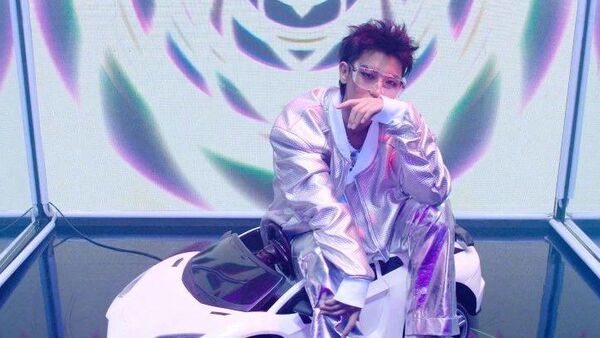 合作完GAI没多久,黄子韬又和GOSH整了首说唱!