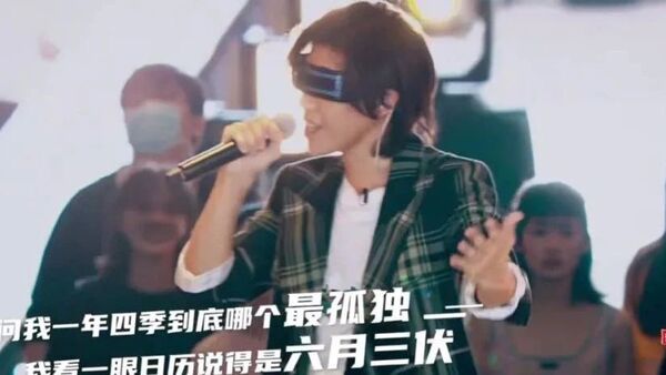 受李宇春肯定，获马思唯盛赞，他“吟游诗人”的标签是一场骗局吗？