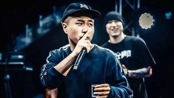 这个从筒子楼里走出来的年轻人,在今年新说唱淘汰了你的老舅宝石