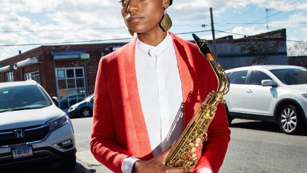 Blue Note×梅赛德斯-奔驰爵士大师堂 | 狂热放克歌舞之夜！酷女孩萨克斯风演奏家Lakecia Benjamin，携五重奏舞动京城和魔都！