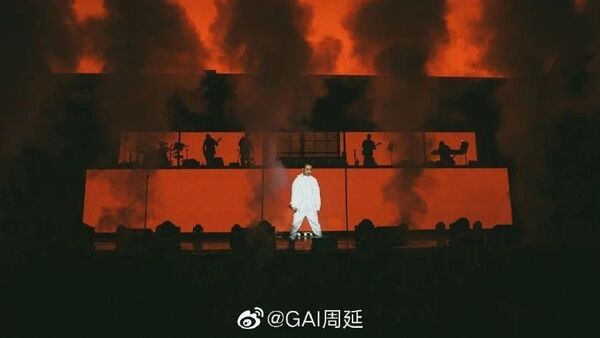 Tough Guy | from “社会”to社会主义