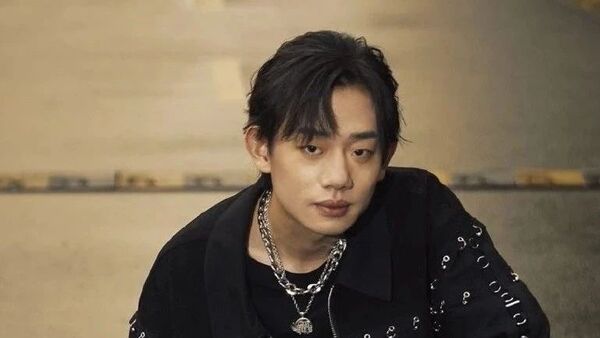 Subs人设崩塌，私会女粉丝、索要不雅视频还给女生身材打分？