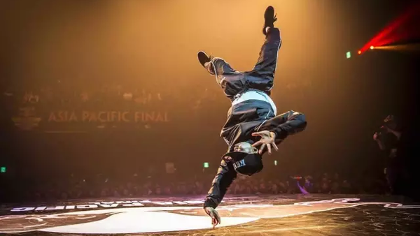 中国BBOY届常青树:杨凯(附2004-2016成长经历视频)