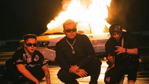 艾热和王以太巡演票价799？姜云升粉丝这次选择碰瓷艾福杰尼！！