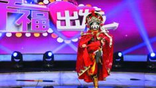 街舞变脸模仿秀内向男孩变舞台明星